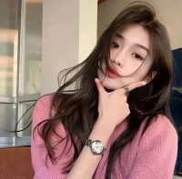 抖音怎样举报作品封号呢抖音是一个非常受欢迎的短视频平台，用户可以上传各种类型的视频内容。然而，有时候我们会遇到一些违规的行为，比如发布低俗、色情或违法的内容，这不仅违反了平台的规定，还会对其他用户的观看体验产生负面影响。