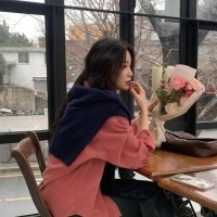 抖音如何核实直播举报抖音平台作为中国最大的短视频社区之一，其用户数量庞大且活跃。然而，为了保证用户的权益和内容质量，抖音采取了一系列的举报机制来维护平台的安全性和健康性。下面，我们将详细介绍抖音如何核实直播举报。
